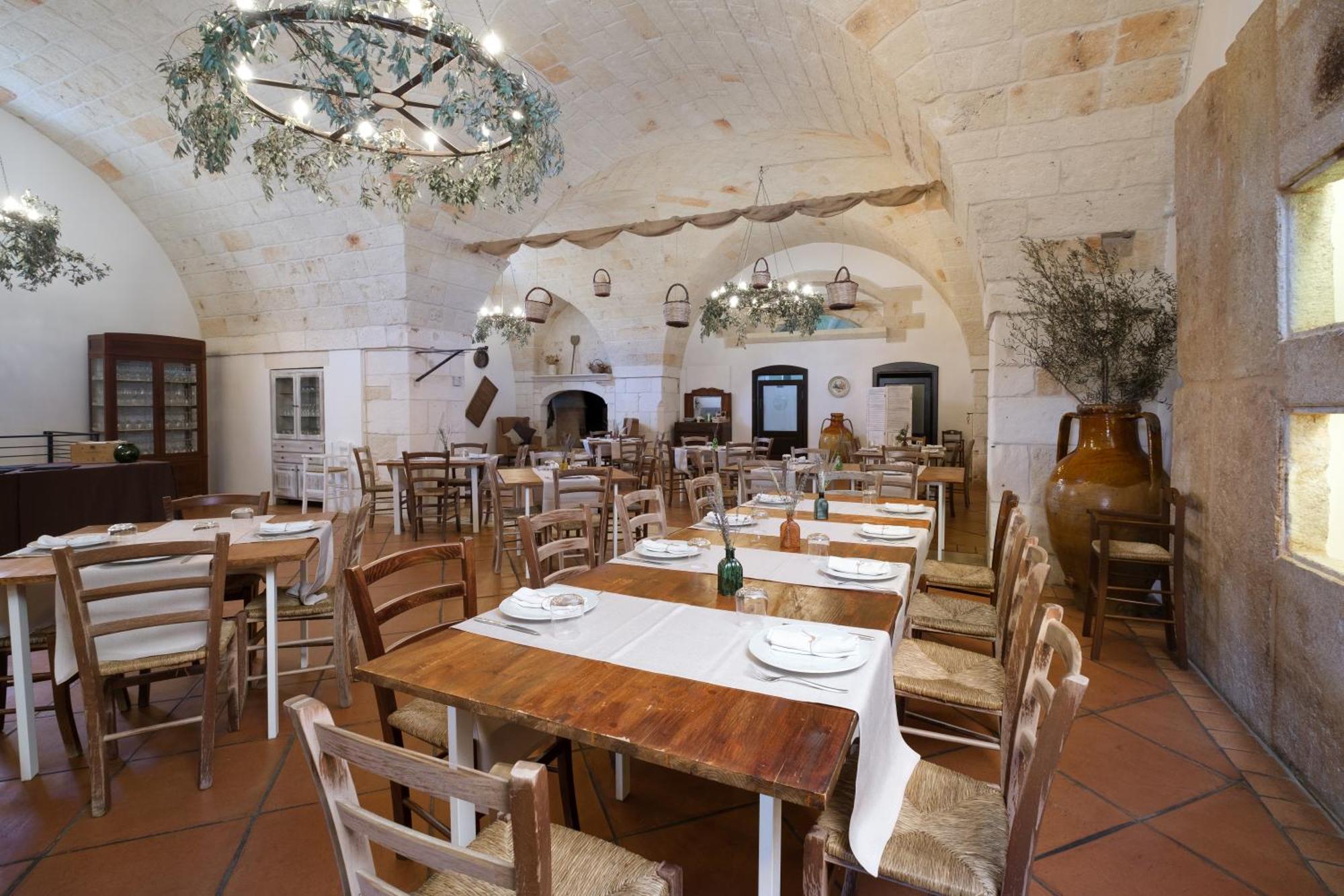 Masseria Borgo Santuri オストゥーニ エクステリア 写真